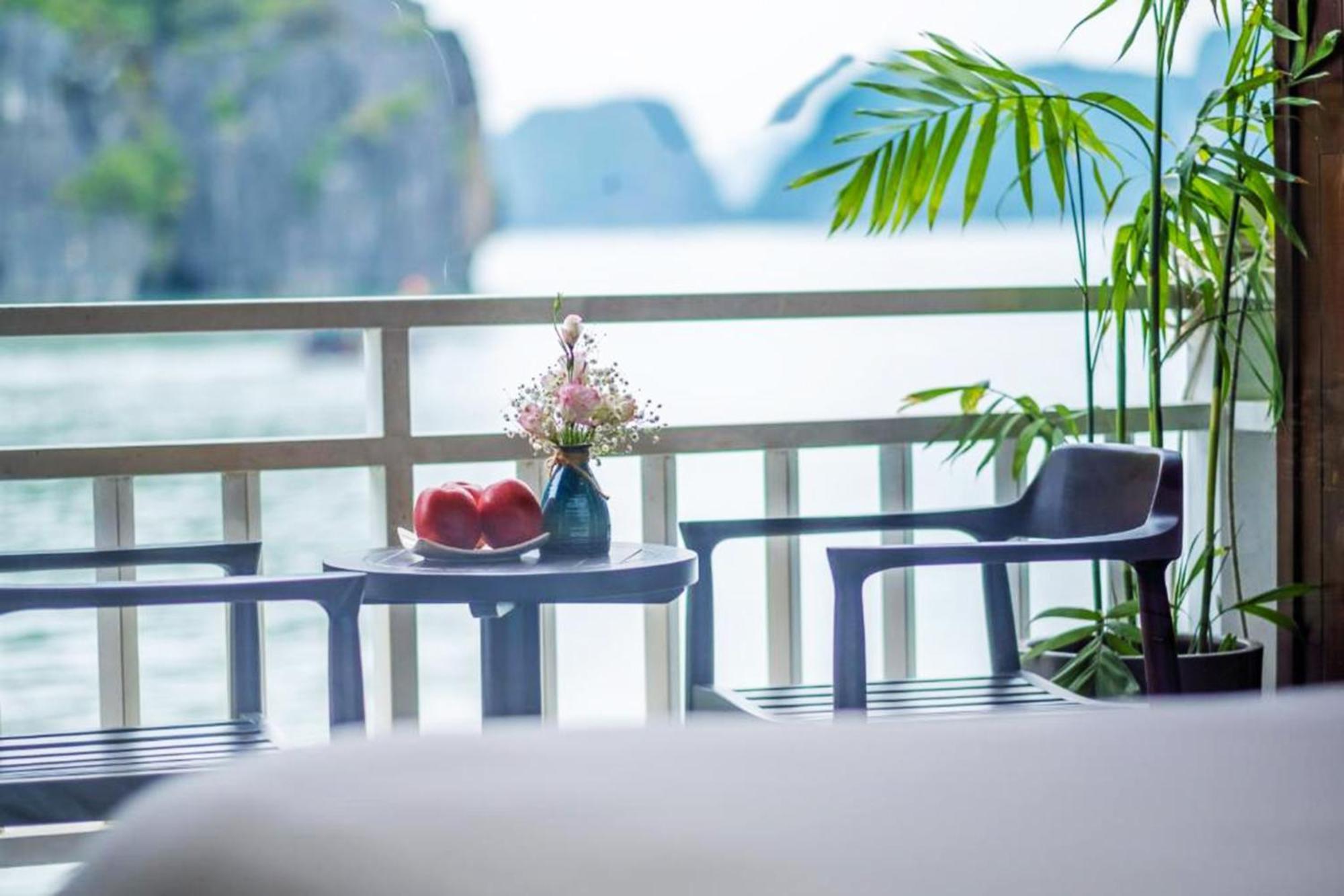 Halong Arcadia Cruise Hotel Hạ Long Ngoại thất bức ảnh